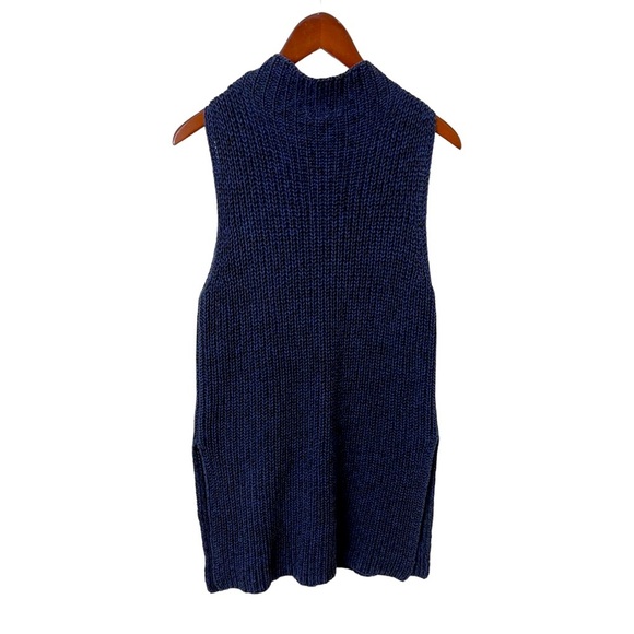 Ann Taylor Sweaters - VINTAGE ANN TAYLOR CREW NECK SLEEVELESS SWEATER SZ L. HAS 12 1/2” SPLITS O/ SIDE